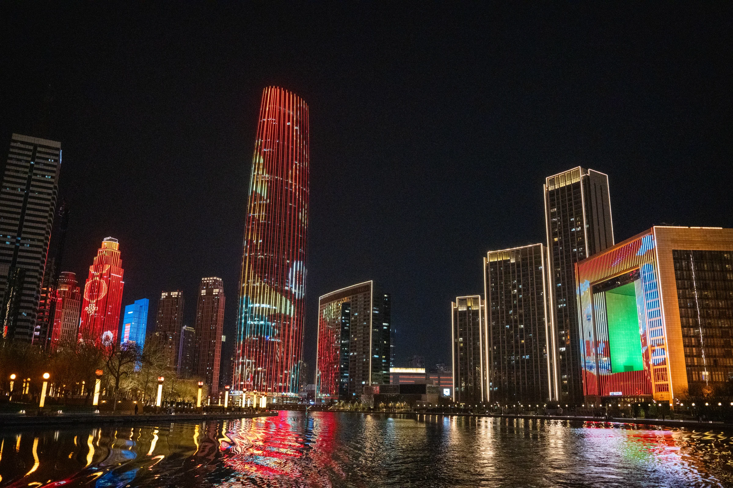 津塔夜燃